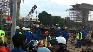 Insiden | jambatan gantung dalam pembinaan runtuh. Susur Jambatan Kedua Pulau Pinang Runtuh Youtube
