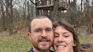 Sabrina Hartley's Instagram, Twitter & Facebook