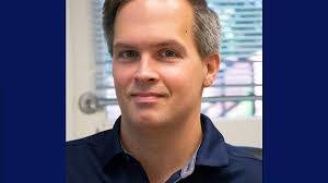 Carolyn Mancini's Instagram, Twitter & Facebook