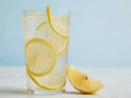 Minum air lemon sebelum tidur juga dapat membantu meringankan masalah pencernaan selama tidur dan membuat anda bangun dengan perasaan segar. Ohbulan Inilah Yang Terjadi Pada Tubuh Anda Jika Anda Minum Air Lemon Setiap Pagi Lemon Ni Memang Sedia Maklum Dengan Dua Khasiatnya Yang Terulung Iaitu Sebagai Antibakteria Dan Antiviral Yang Kuat