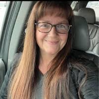 Shawna Orr's Instagram, Twitter & Facebook