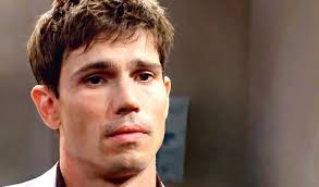 John Finnegan (Tanner Novlan)