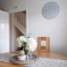 What Centrepiece Are You Using On Your Dining Table This Spring Our Custo Dining Table Decor Centerpiece Dining Room Table Centerpieces Round Oak Dining Table