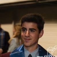 300+ perfiles de «Tomas Benitez