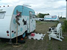 We love this mobile grooming service! Polka Dots Dog Grooming Salons Dog Grooming Shop Dog Grooming