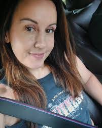 Kaye Davis's Instagram, Twitter & Facebook