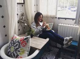 You Can And Should Drink Wine In A Bathtub At This Parisian Cafe Parisian Cafe Wine Drinks Parisian