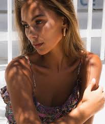 Joanne Mckay's Instagram, Twitter & Facebook