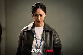 Yuri Is Determined To Expose Lee Hak Joo's Crimes In “Parole Examiner Lee”  | Soompi