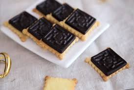 Square Chocolate Cookies كوكيز مربعة بالشوكولاتة Chocolate Cookies Cookies Ingredients Cooking Frozen Chicken