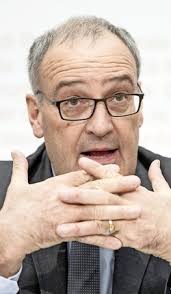 Guy parmelin was elected president of the swiss confederation for 2021 on 9 december 2020. Guy Parmelin Persiste La Liberte