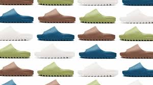 Dressed in an earthy light green hue, the yeezy slide is constructed with soft eva foam for maximum comfort and stability. Yeezy Slides Neue Colourways Fur Den Sommer Dead Stock