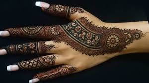 Easy simple mehndi design cotton bud mehendi design front hand arabic mehndi design 2020. Kashees Flower Signature Mehndi Pin By Preet On Divine Mehndi Bridal Mehendi Designs Hands Henna Designs Easy Bridal Mehndi Designs Beautiful Minal Khan With Family Having Kashee S Signature Mehndi For