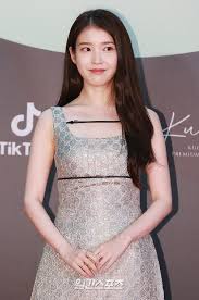 张曼玉 장만옥 13 54세 스크린속변화. í¬í†  ì•„ì´ìœ  ìž¥ë§Œì˜¥ì˜ ìˆ˜ì¤ì€ ë¯¸ì†Œ ì¤'ì•™ì¼ë³´