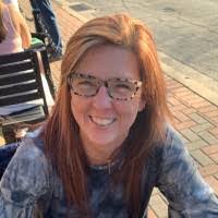 Lori Montes's Instagram, Twitter & Facebook