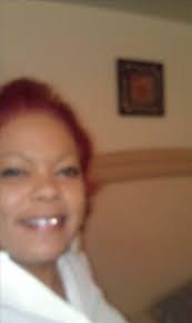 Laura Beem's Instagram, Twitter & Facebook