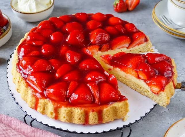 Strawberry Cake
