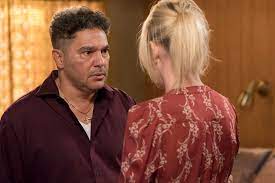 A description of tropes appearing in law & order: Nicholas Turturro Svu