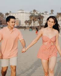 Philippine Star - 'TÔI CẢM ƠN CHÚA VÌ ANH MỖI NGÀY' ❤️ Nữ diễn viên Bea Alonzo đã bày tỏ lòng biết ơn của mình đối với vị hôn phu, nam diễn viên Dominic Roque, trong một bài đăng trên Instagram vào thứ sáu. "Tôi cảm ơn Chúa vì