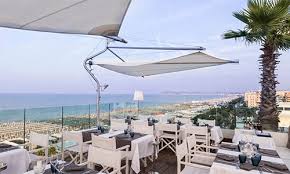 La famiglia corazza gestisce lo stabilimento dai primi del '900. Webcam Riccione La Spiaggia E Il Lungomare Di Riccione In Diretta
