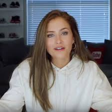 Check out our youtube beauty intro selection for the very best in unique or. Amazing Beauty Fashion Lifestyle Youtubers You Need To Follow