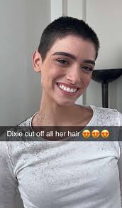 Miss Dixie looks so good with her new haircut!