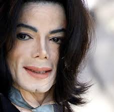 Sur scène à moscou, un de ses. Vor Dem Prozess Michael Jacksons Arzt Behauptet Es War Selbstmord Welt