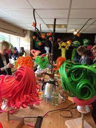 Workshop Foam Hoeden En Pruiken Maken Foam Wigs Candy Birthday Party First Birthday Hats