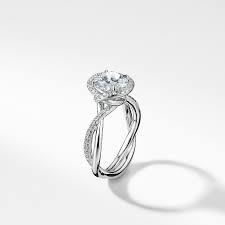 Dy Lanai Engagement Ring With Diamonds In Platinum Round David Yurman David Yurman Engagement Ring Engagement Rings Engagement
