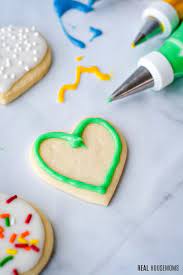 Before stacking or wrapping cookies, make sure the icing is sugar cookie icing can be piped as an outline and filled in for pristine edges. Sugar Cookie Icing Real Housemoms