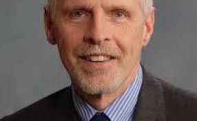 Retired judge gets portrait at federal court in UP