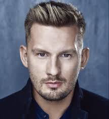 Liam Hackett's Instagram, Twitter & Facebook