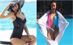 Dietu držela naposledy ve dvaceti. Veronika Arichteva Ukazala Bradavky Jeji Plavky Holt Neskryly Vse Vip Bulvar