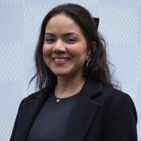 Noe Recinos's Instagram, Twitter & Facebook