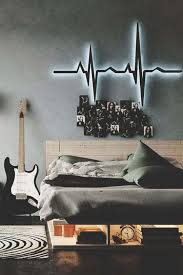 Decorate your music room, band room, or your entire house with stylish and fun music decor. 11 Best Practices For Renovating Master Bedroom Interior Music Bedroom Music Themed Bedroom Boy Bedroom Design
