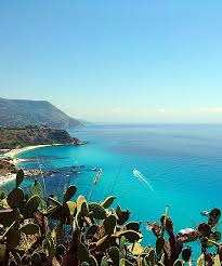 The capital city of calabria is catanzaro. About Calabria Conte Ruggiero School