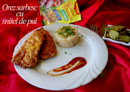 Se pregatesc sosul din oua batute cu un praf de sare si piper proaspat macinat. Orez Sarbesc Cu Snitel De Pui Culinaradina