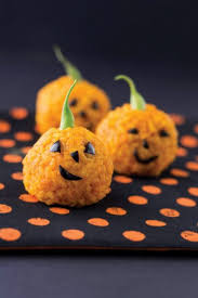10 Recettes Delicieusement Effrayantes Reperees Sur Pinterest Idee Repas Halloween Recette Halloween Apero Cuisine Halloween