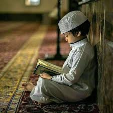 Anda belum bisa membaca al quran? 7 Kaedah Ajar Anak Belajar Al Quran Yang Boleh Ibu Bapa Buat Muslim Kids Photography Muslim Kids Children Praying