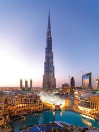 Terbang ke negeri seribu satu malam, disitulah anda akan menemukan gedung burj khalifa yang menyabet gelar paling jangkung didunia. Rekomendasi Tempat Wisata Terbaik Saat Liburan Di Dubai