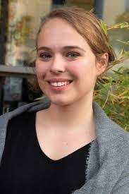 Lisa Schroth's Instagram, Twitter & Facebook