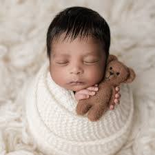 Tiffany Session's Instagram, Twitter & Facebook