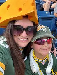 Where to stay for Ravens game in Green Bay?