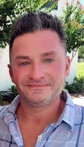 Josh Crafton's Instagram, Twitter & Facebook