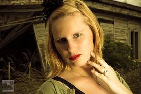 Marian Urban's Instagram, Twitter & Facebook