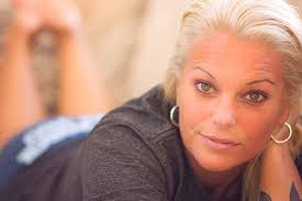 Feisty Vixen Pin Ups and Boudoir