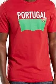 Яркая футболка португалия удобна в ношении благодаря специальным технологическим отделениям под блок управления и соединительный шнур. Muzhskaya Futbolka Levi S Country Tee Portugal Cena Ot Internet Magazina Country Jeans