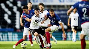 Molde serverte rbk seiersmålet, og også en hodeløs grisetakling mot roar strand. Tror Valerenga Snyter Molde Og Rbk For Solvet Sjekk Ekspertenes Medaljetips Eurosport