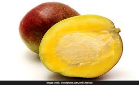 Luscious and sweet, mango is known as the the king of fruit.biting into the tropical fruit can feel like pure bliss, so much so that you may wonder if something so delicious and decadent can. Mango Kernels Or Gutli Benefits You Must Know It S More Than Just A Seed