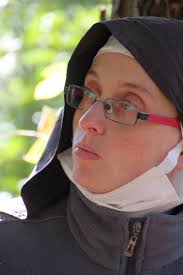 Le Clarisse, Suor Roberta, il basket, la dolce melodia della cetra  e…aggiungi un posto a tavola…